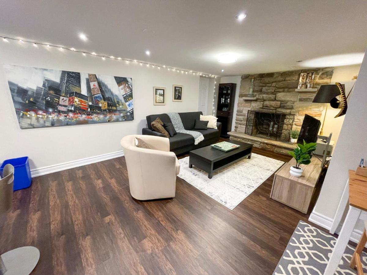 Spacious & Renovated 1Bd Suite W/Parking Toronto Exterior foto