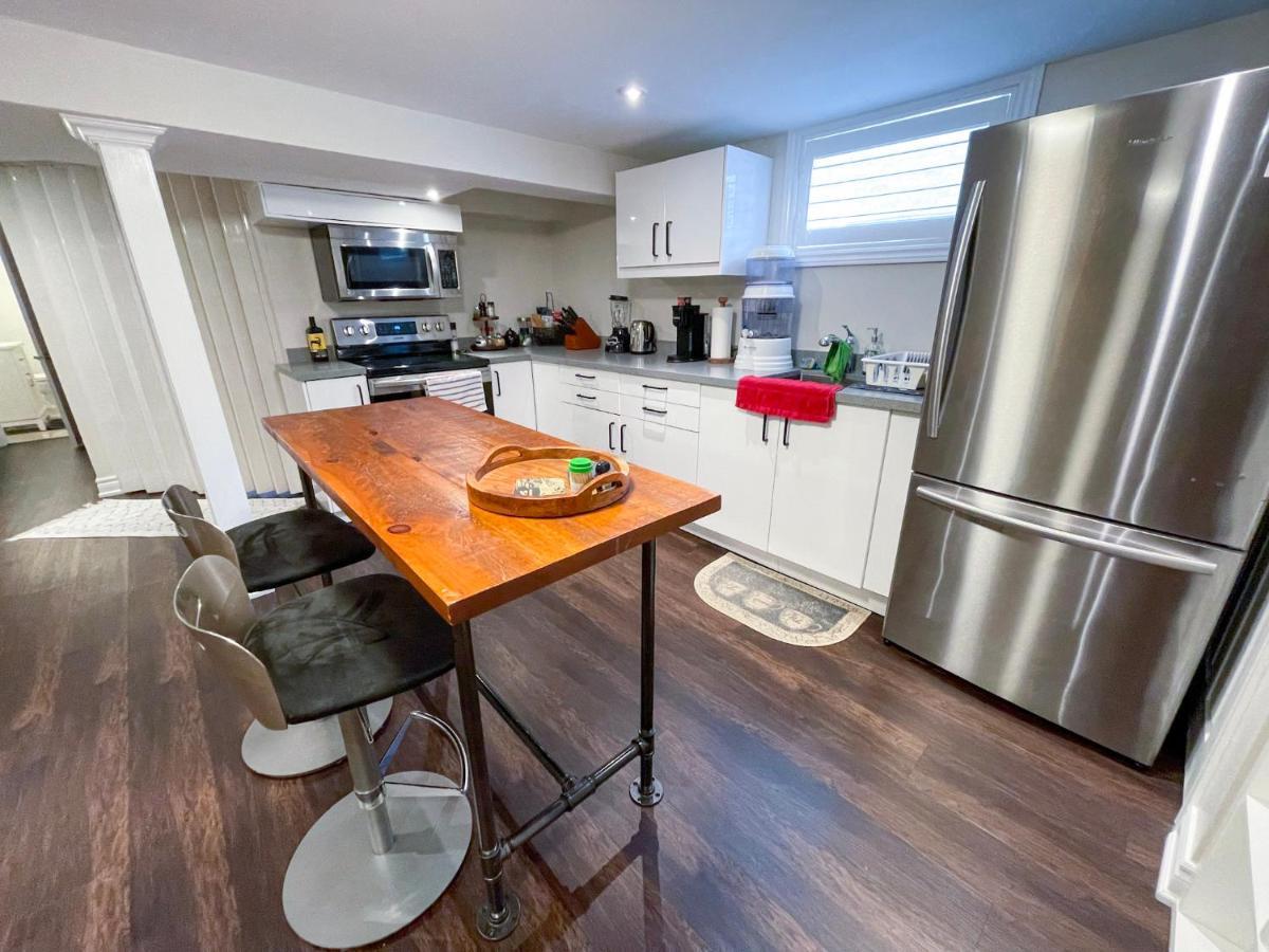 Spacious & Renovated 1Bd Suite W/Parking Toronto Exterior foto