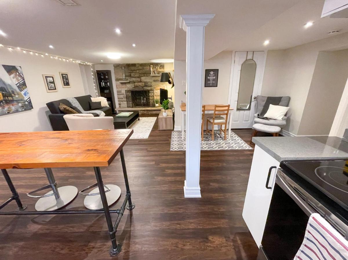 Spacious & Renovated 1Bd Suite W/Parking Toronto Exterior foto